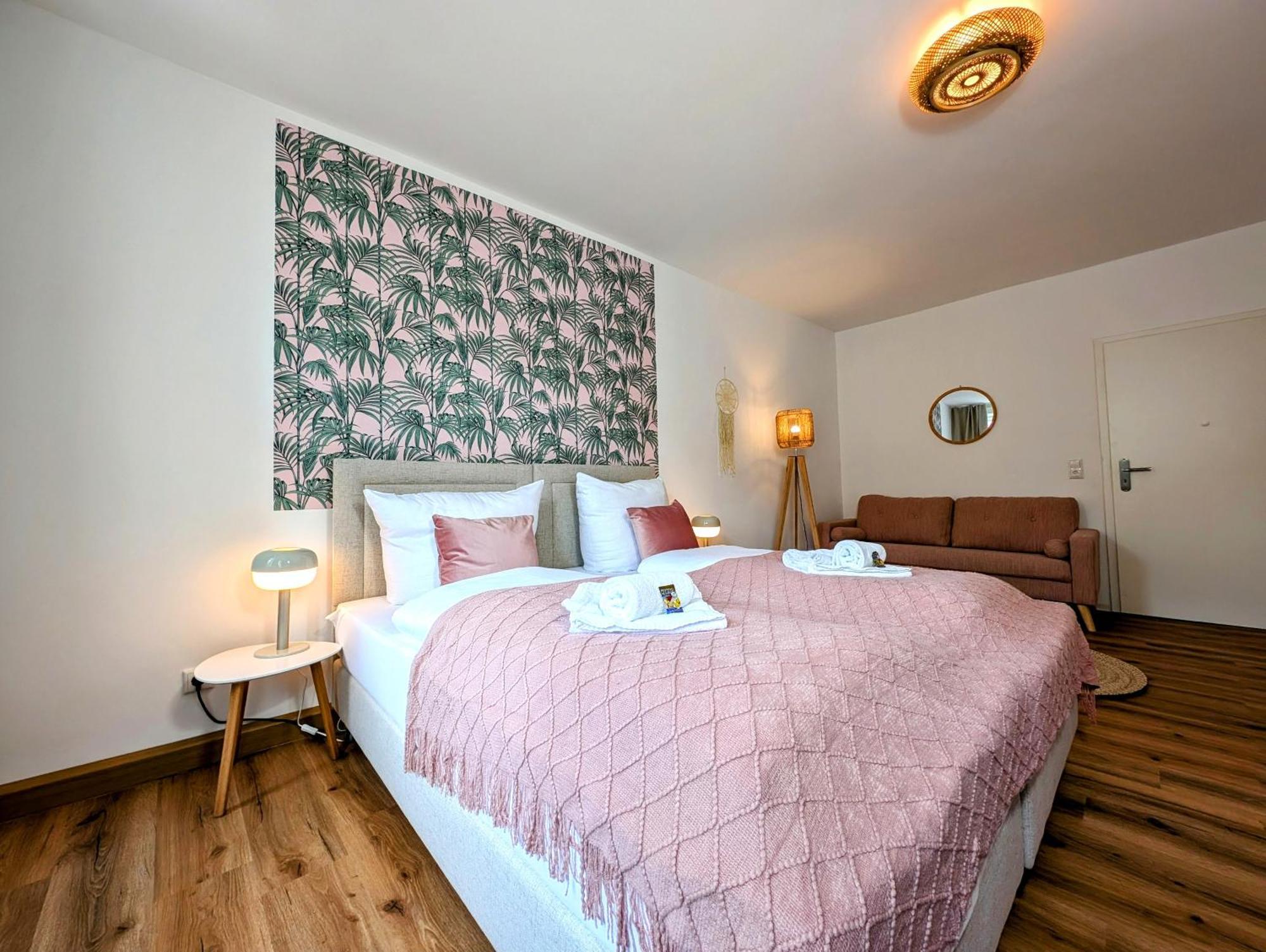 Bohnapartments - Design Suiten Am Markt - Vollausstattung - Wlan - Zentrum อิลเมเนา ภายนอก รูปภาพ