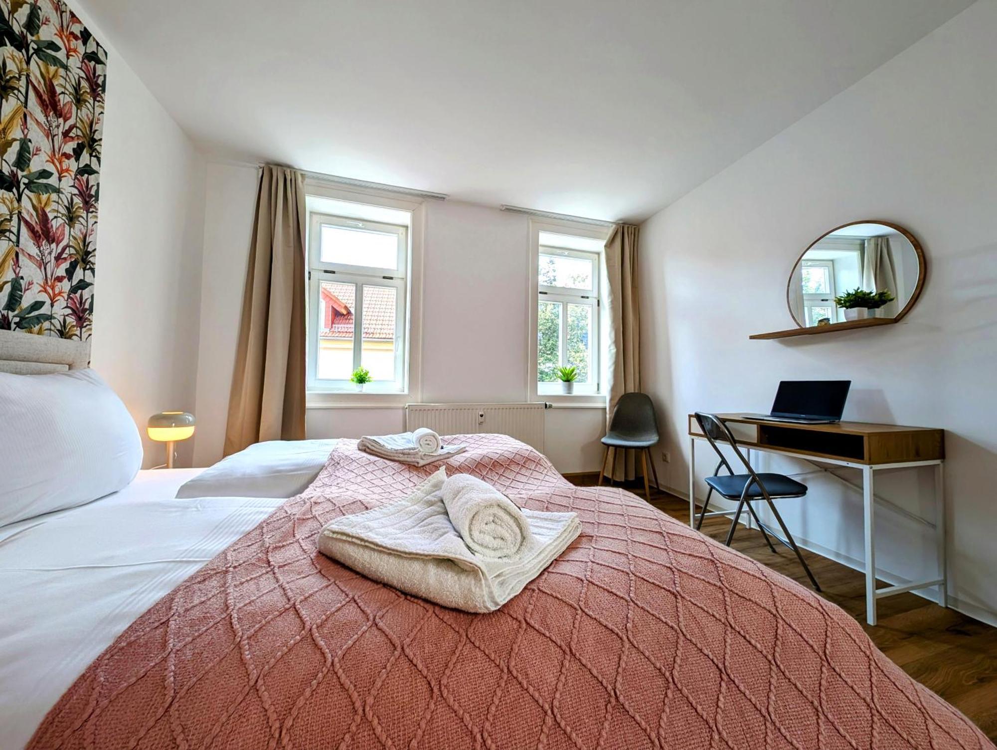 Bohnapartments - Design Suiten Am Markt - Vollausstattung - Wlan - Zentrum อิลเมเนา ภายนอก รูปภาพ